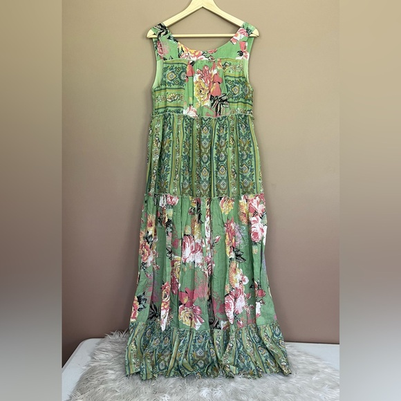 {Davi & Dani} Sleeveless Mixed Floral Boho Maxi Dress - Womens Medium - NWT - Picture 2 of 11